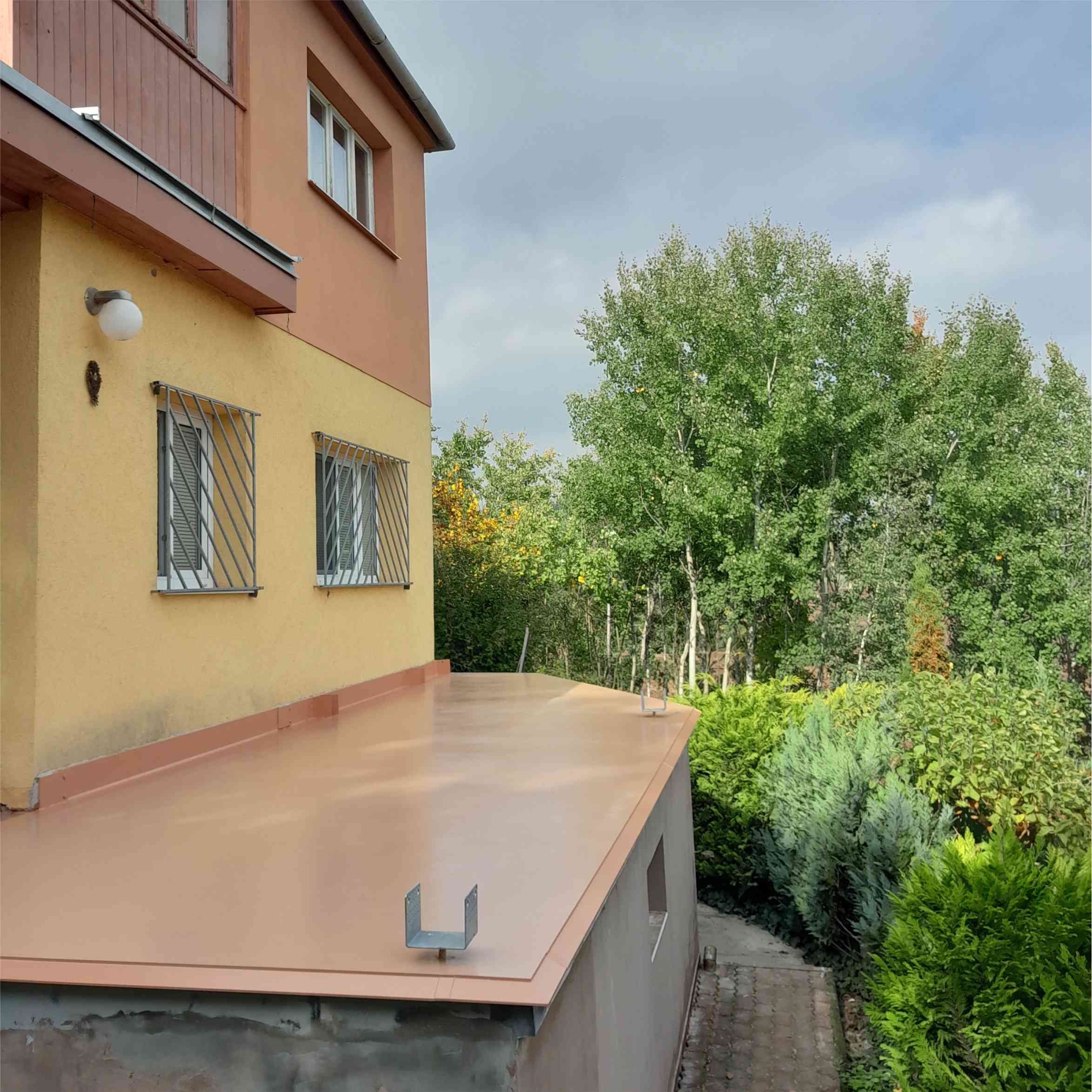 Flexibilní epoxidová stěrka s hydroizolací
